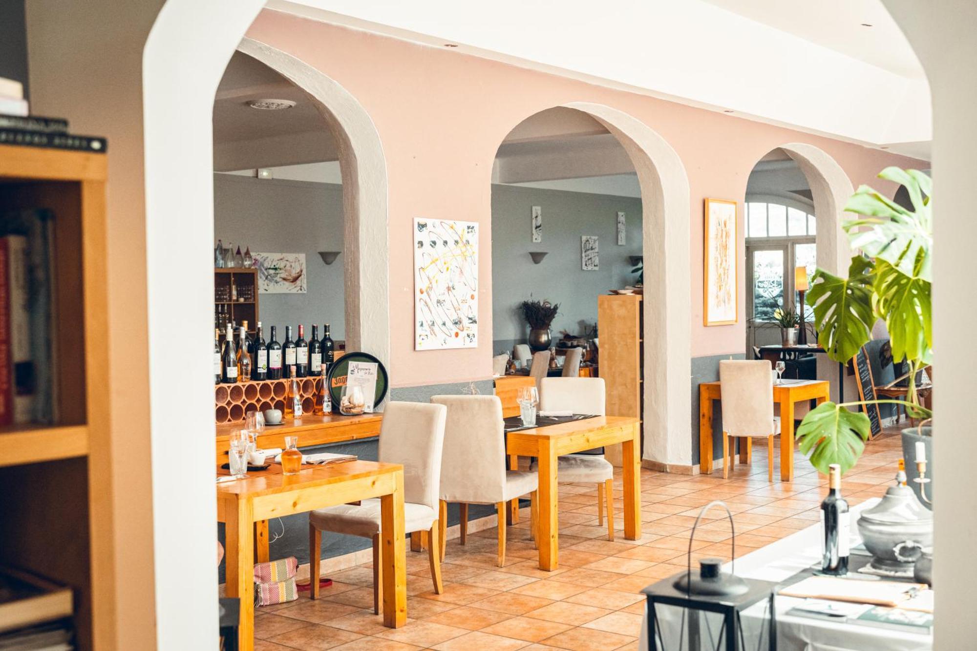 Logis Hotel La Magnanerie - Cote Bistro Aubignosc Εξωτερικό φωτογραφία