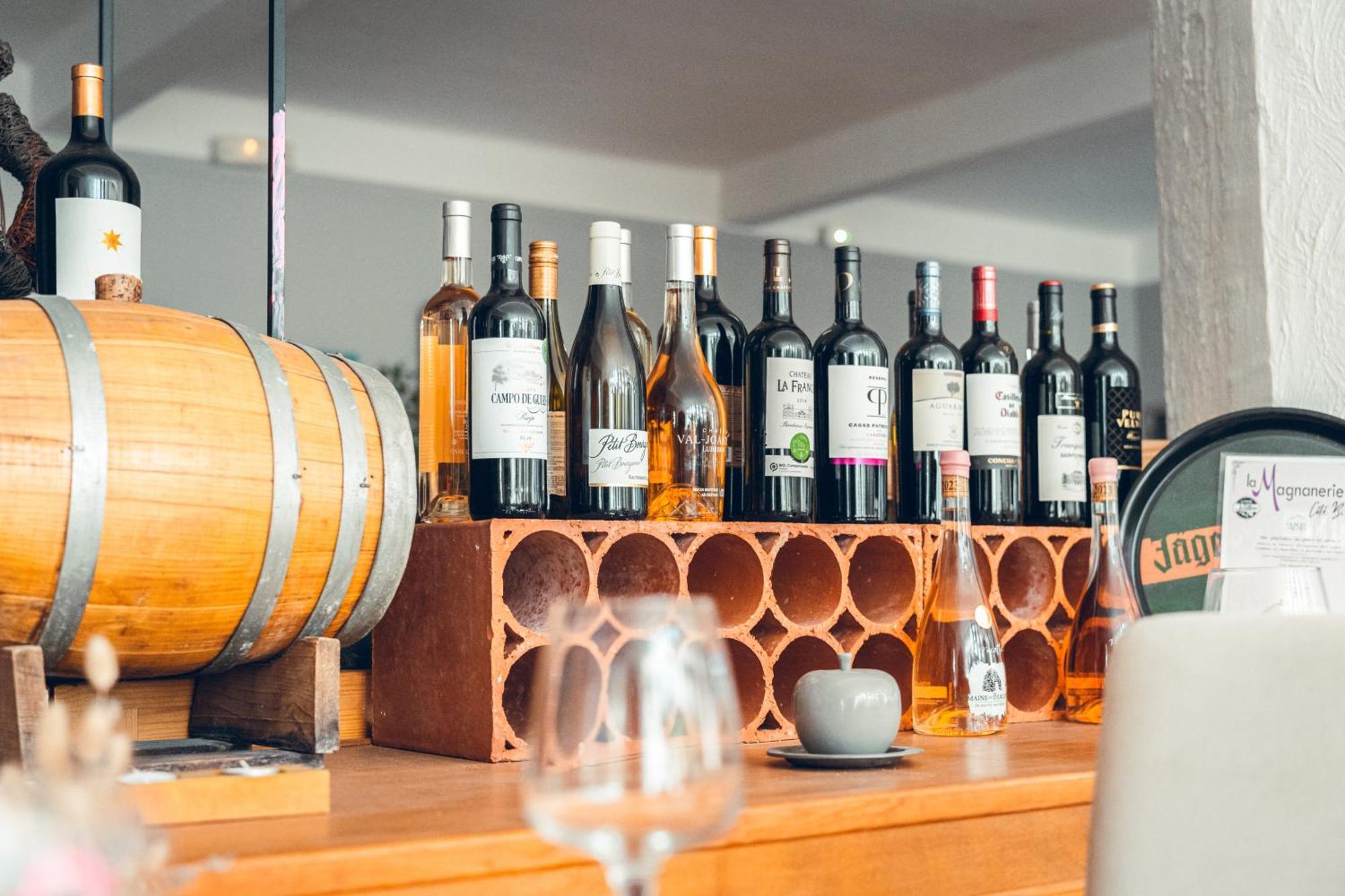 Logis Hotel La Magnanerie - Cote Bistro Aubignosc Εξωτερικό φωτογραφία