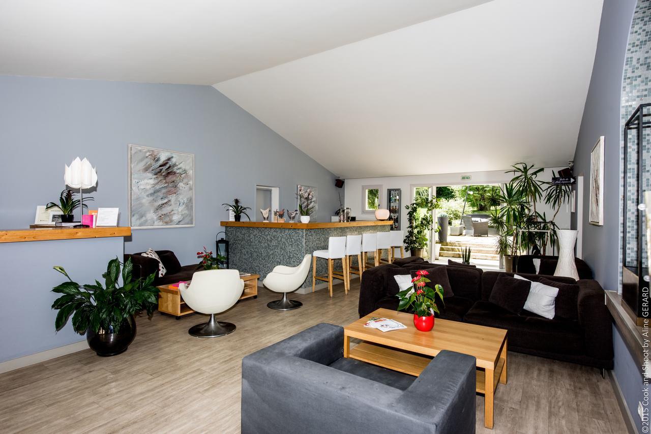Logis Hotel La Magnanerie - Cote Bistro Aubignosc Εξωτερικό φωτογραφία
